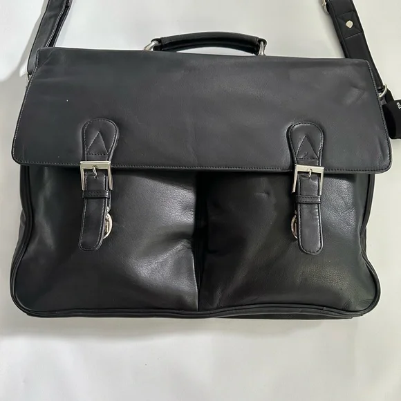 PELLE STUDIO -GENUINE BLACK LEATHER MESSENGER BAG